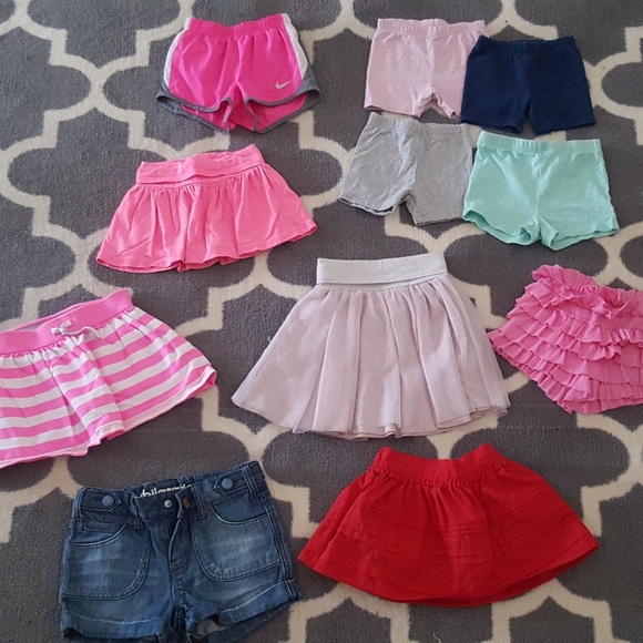 LOT of Toddler Girl Clothes !!!!! - Picture 5 of 8